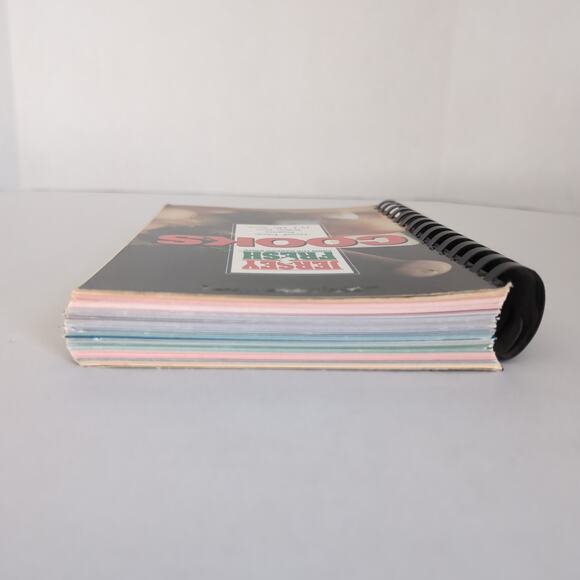 Lot of 2 New Jersey Cookbooks Jersey Fresh/Vegetable Growers Association of NJ - Picture 11 of 16